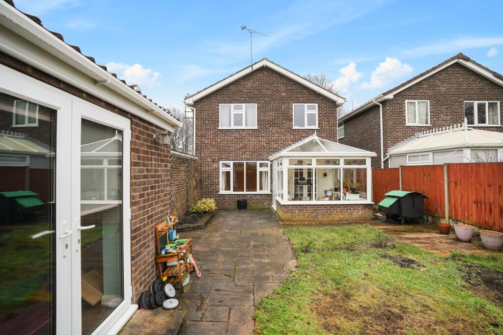 Back of House Estate Agent EweMove Scunthorpe