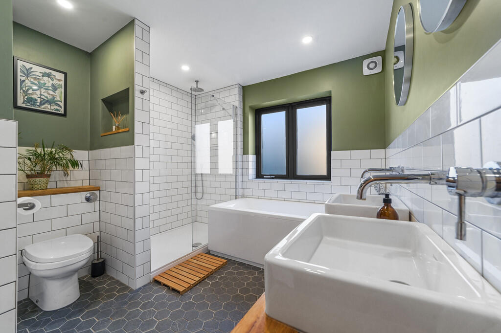 Mudflats-bathroom...