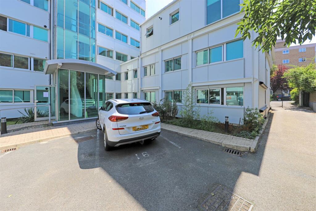 nicholas james park apartments parking_.jpg