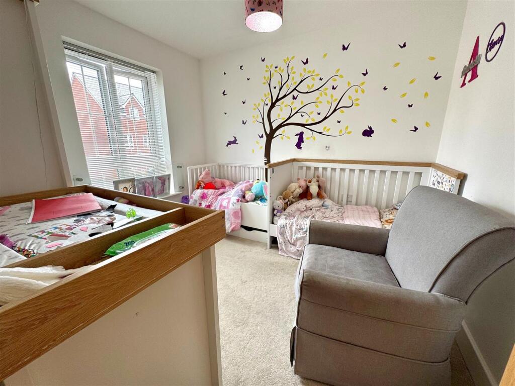 bedroom 3.jpg