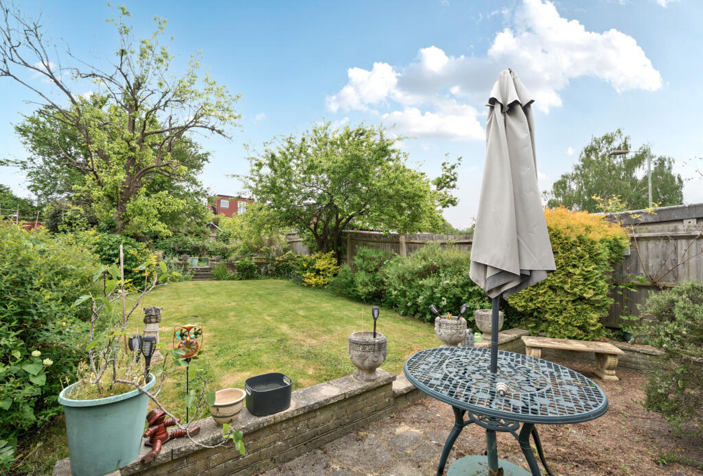 13-6819e5845bc70-...