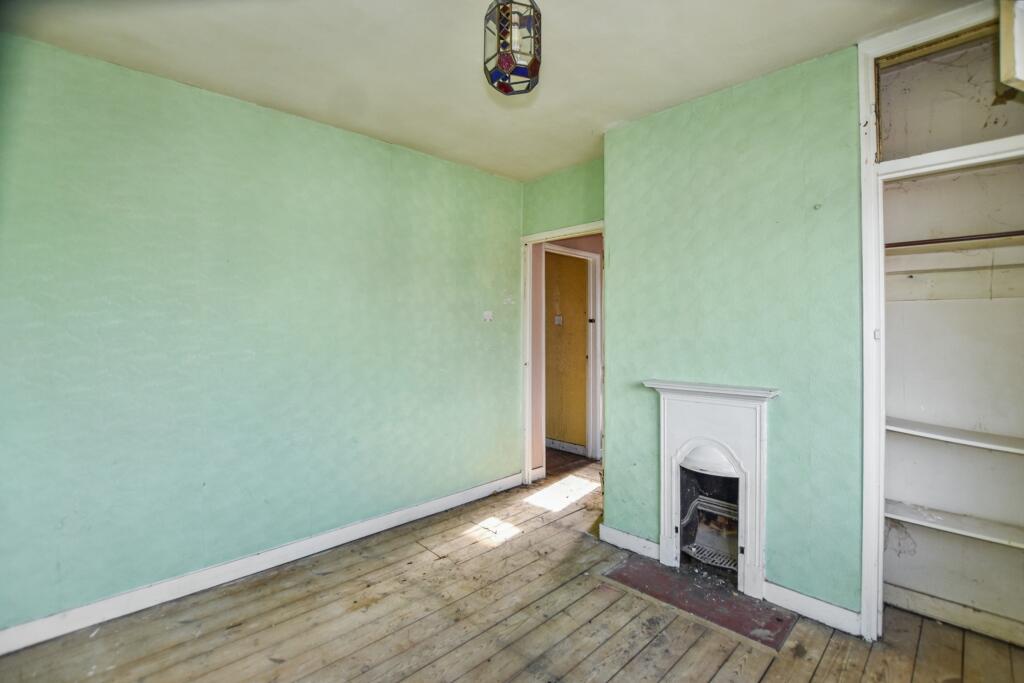 23 Heath Road, Crayford, Dartford, DA1 3NP
