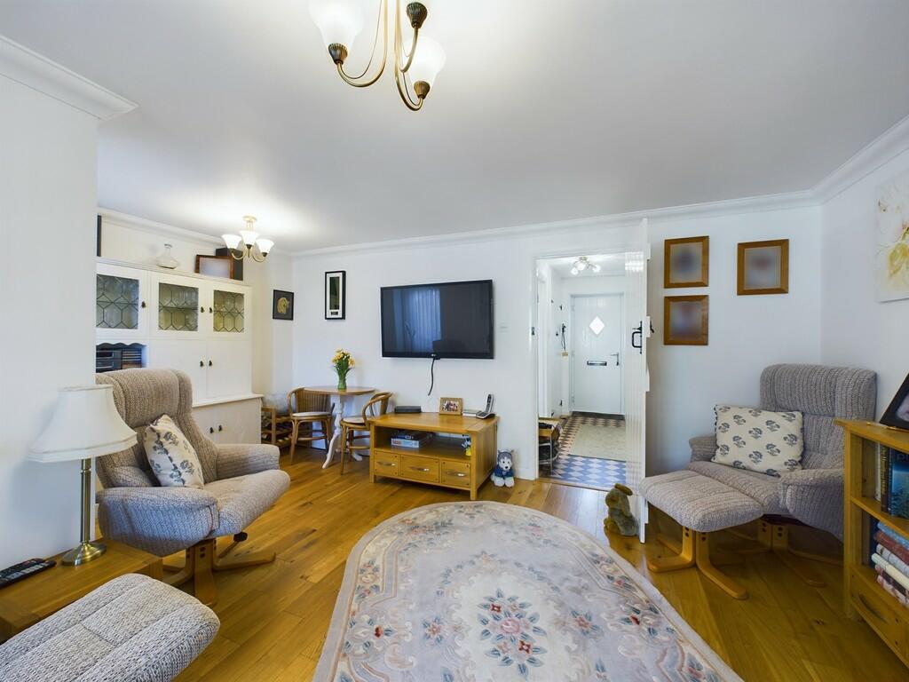 CAM02089G0-PR0325...