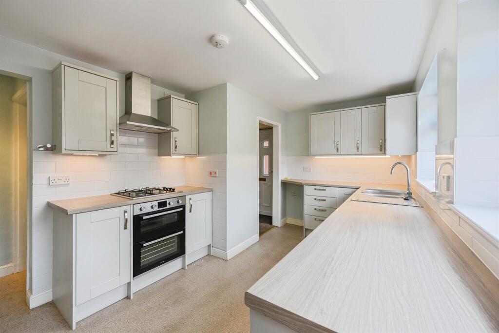 Breakfast Kitchen: