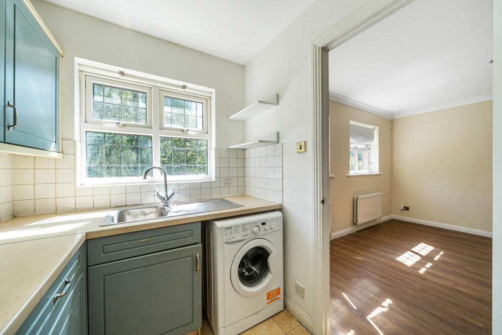 1325151-5-6872309...