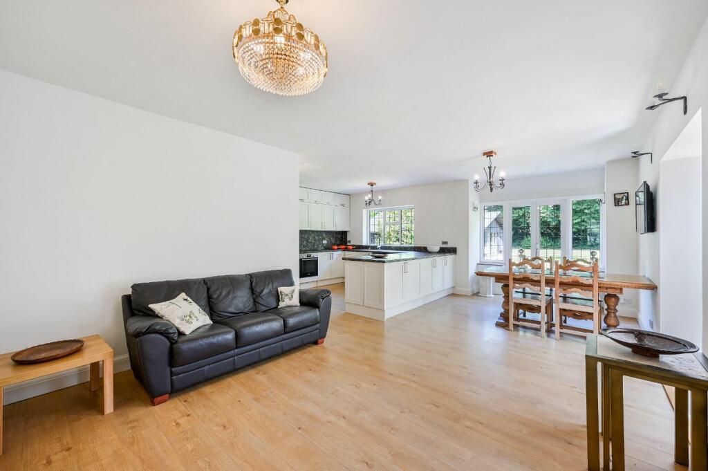 TADORNE ROAD (20).jpg