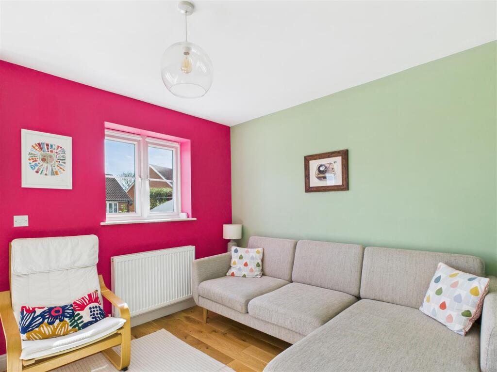 RECEPTION ROOM/DINING ROOM