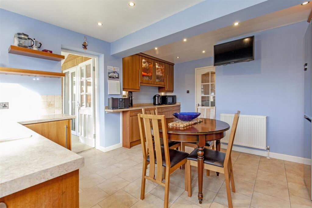 Kitchen-1.jpg