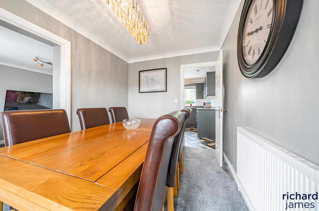 3ee56b5b-c46b-450...