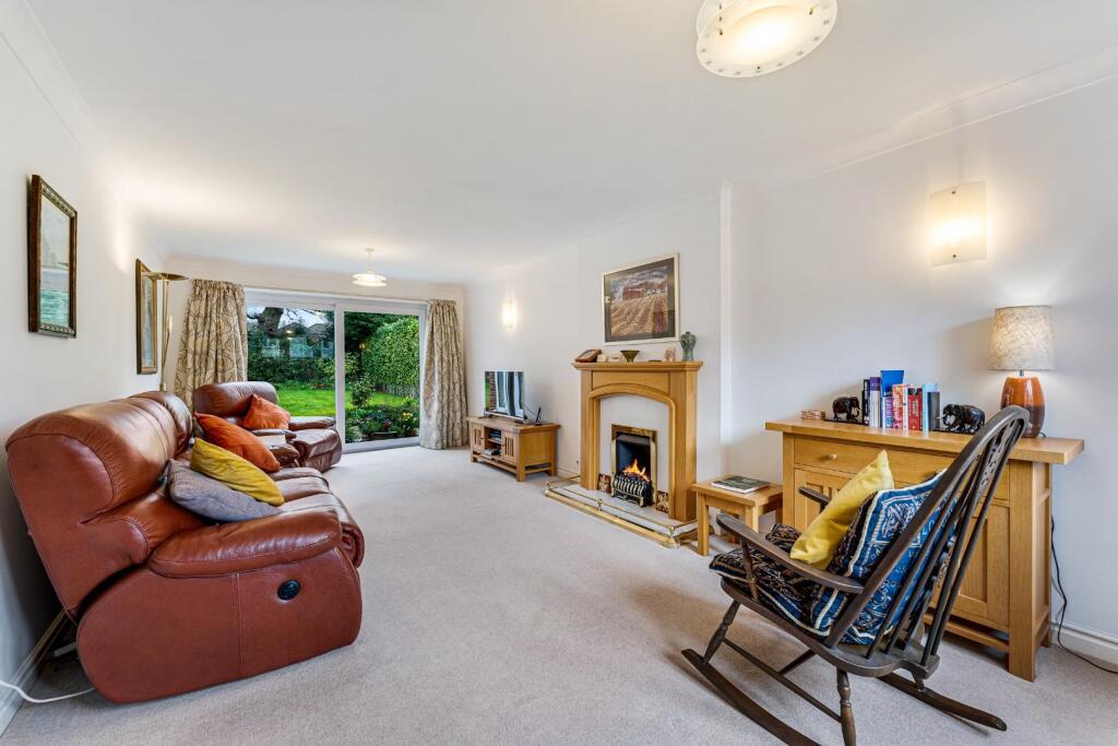 18 CROFT ROAD-28.jpg