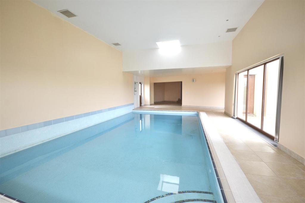 pool.jpeg