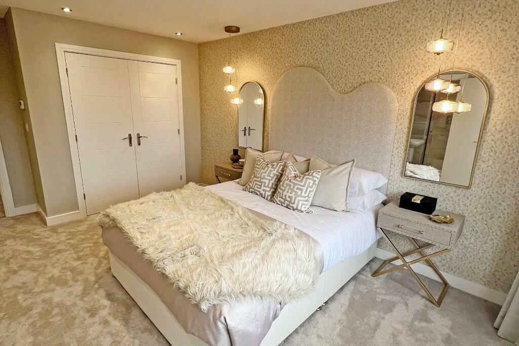 Eg Master Bedroom