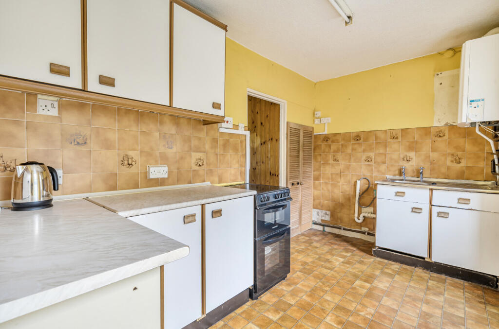 1332268-12-6888ba...