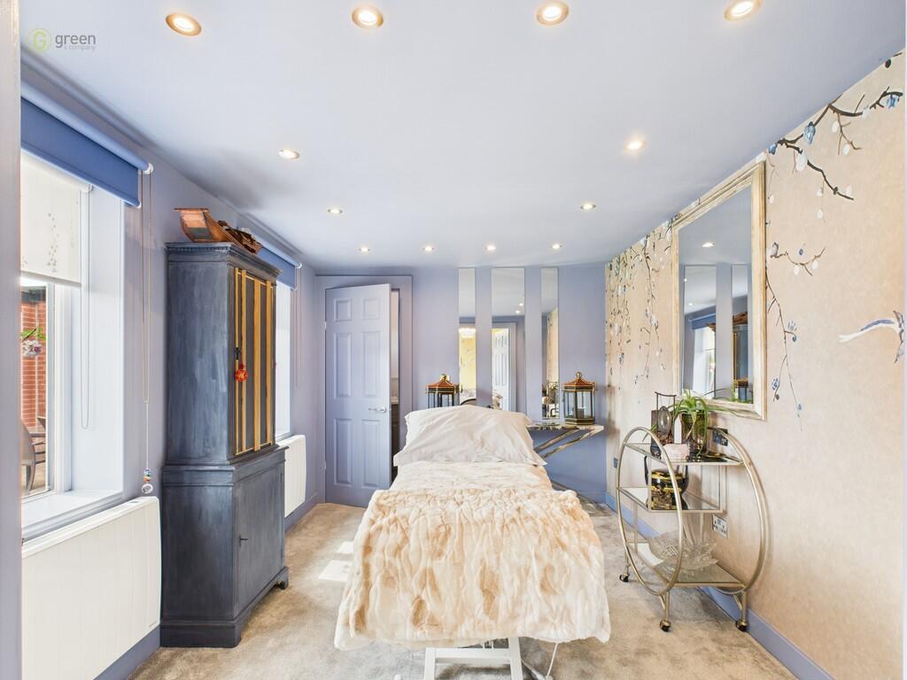 CAM03830G0-PR0161...