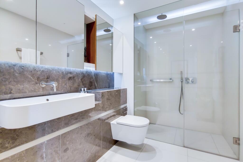 7_Bathroom-0