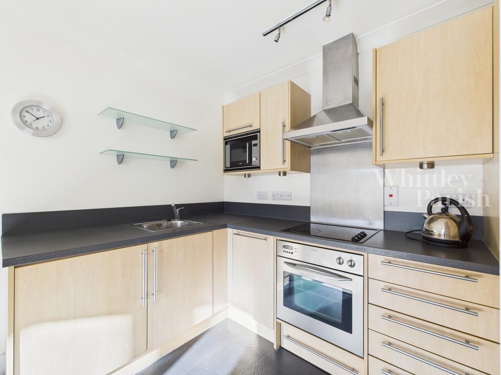 CAM04332G0-PR0515...