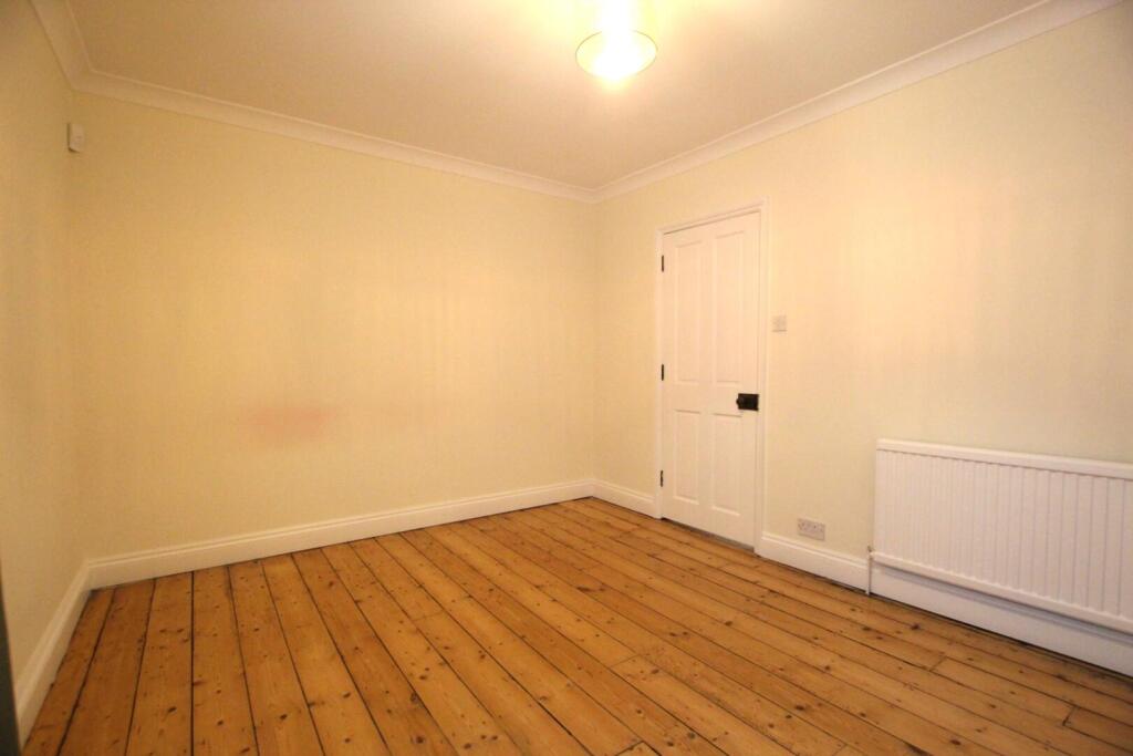 Bedroom 2 alt.JPG