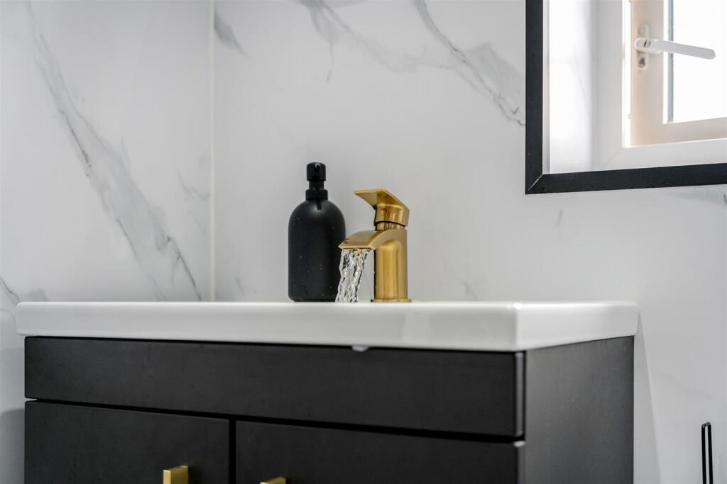 18 Porchester Road-32.jpg