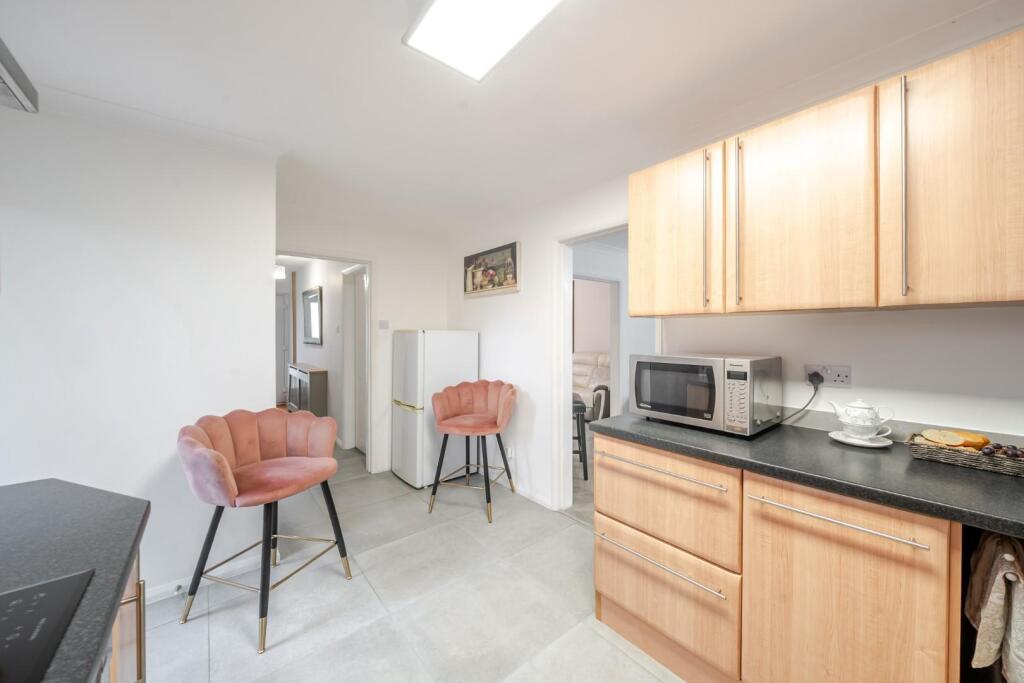 2nd view KITCHEN.jpg