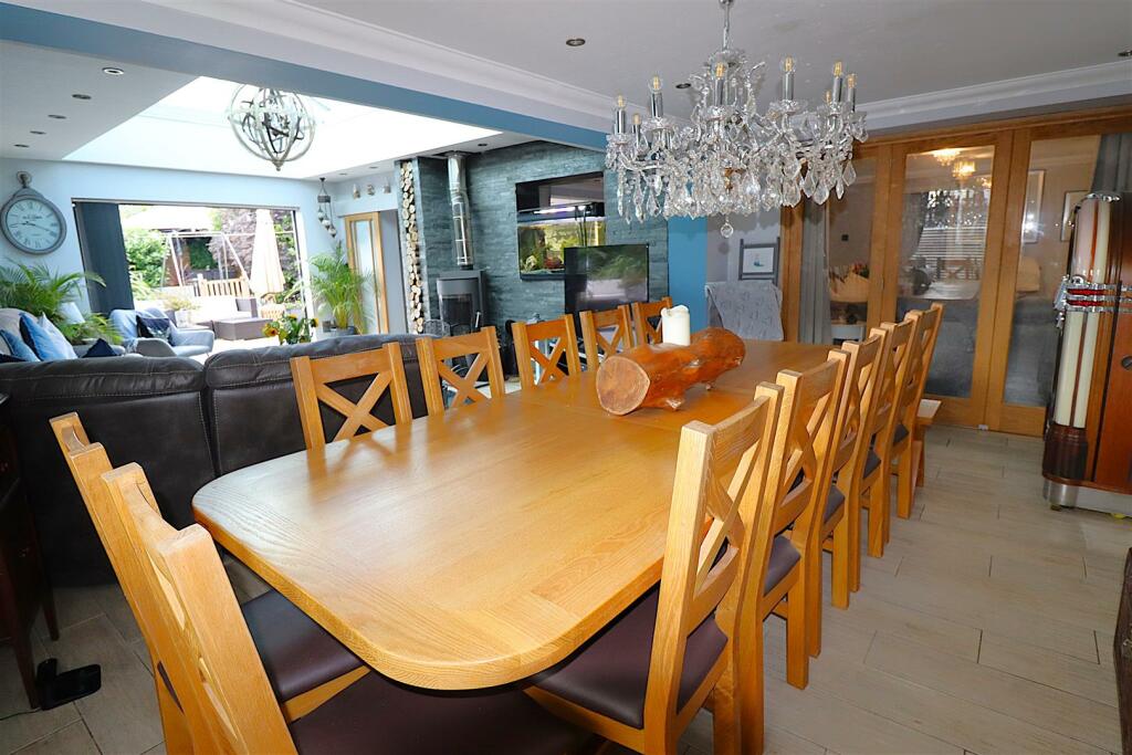 Lounge/Diner