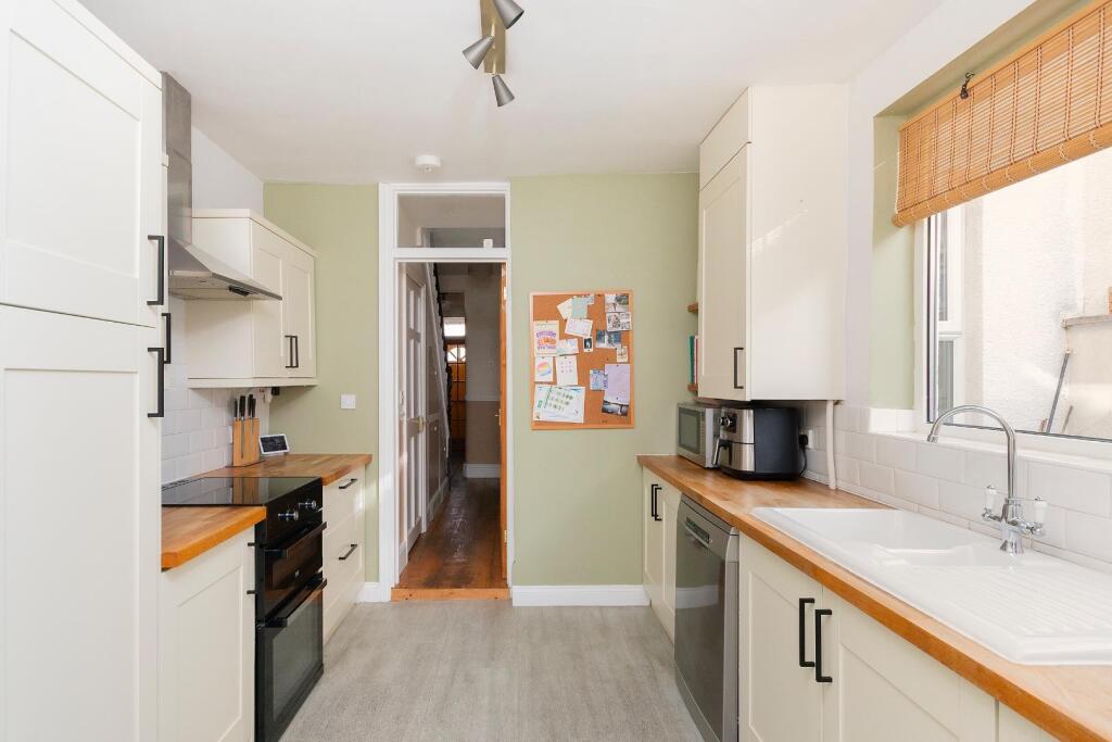 3C9RBN - Kitchen Diner C.jpg