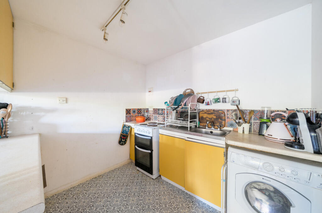 1362916-6-68e7862...