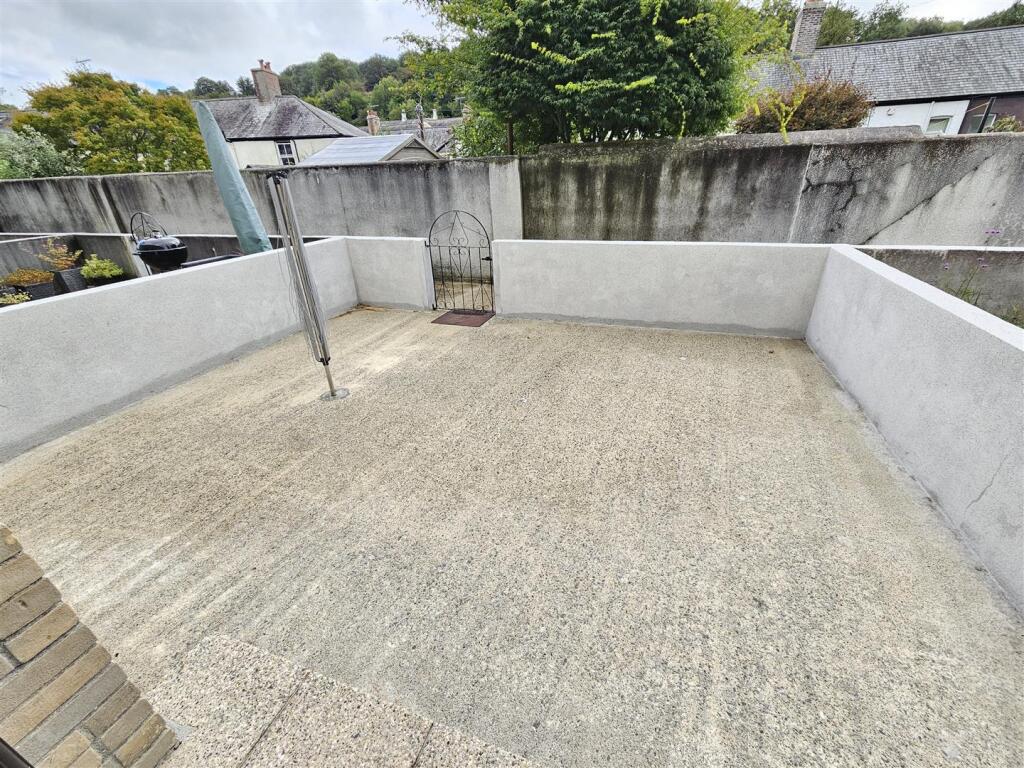 Courtyard Garden.jpg