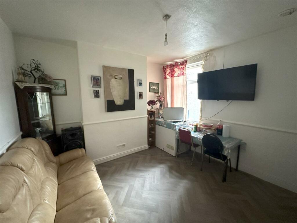 Living room.jpg