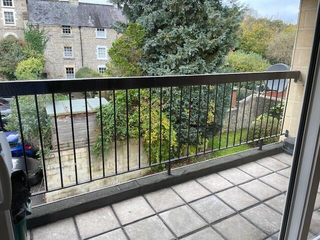 balcony