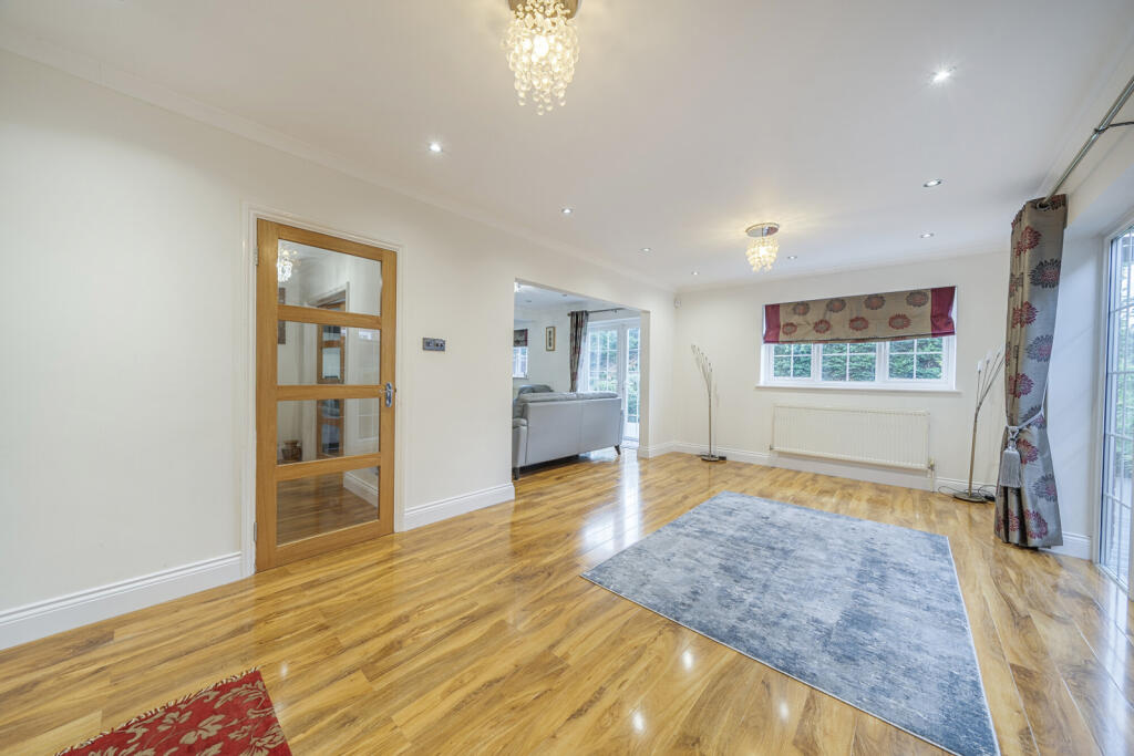 1358744-15-68d2dc...