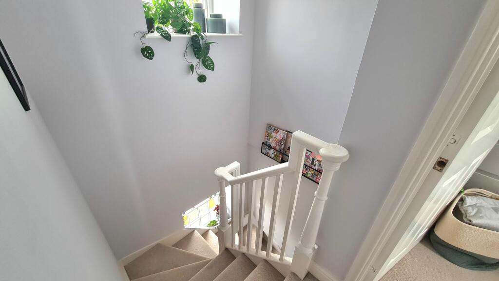 SECOND FLOOR LANDING