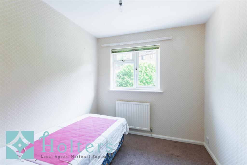 11 George Close, Knighton-01.jpg