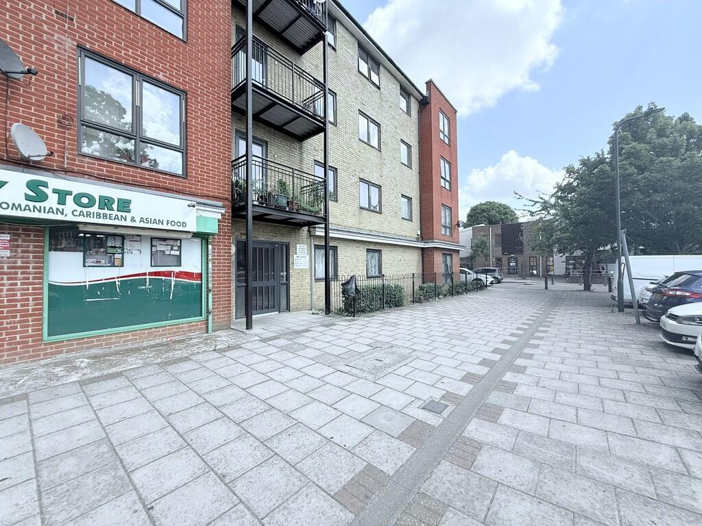 Flat 9 Bell House...