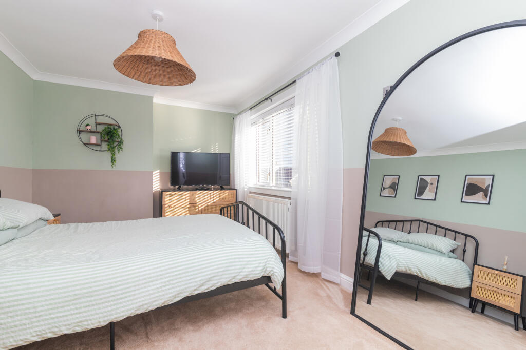 17 Rotherwood Avenue, Paisley, PA2 0LQ 2L-6