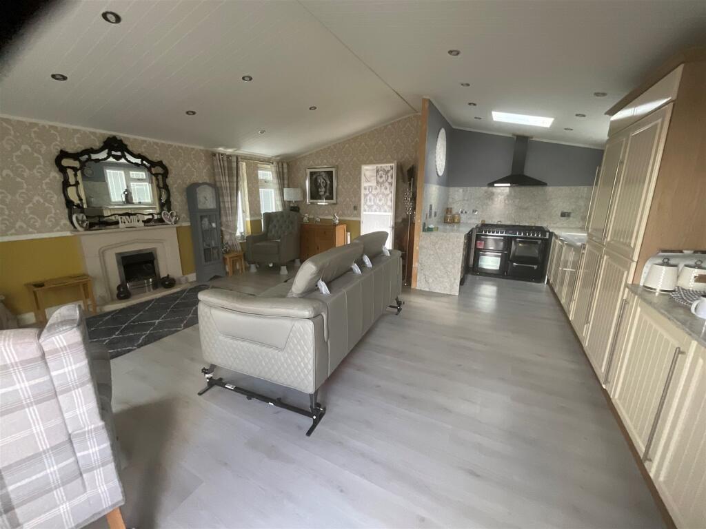 Lounge/Kitchen/Diner