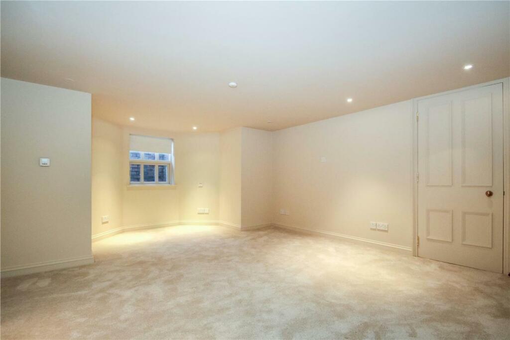 Guest Bedroom 4 Aspect 2