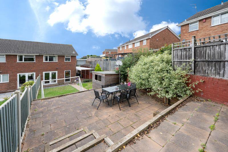 REAR GARDEN (2)