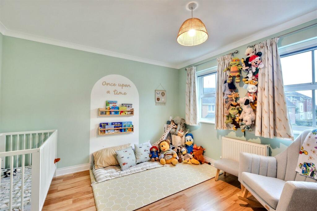 Bedroom 1_1.jpeg