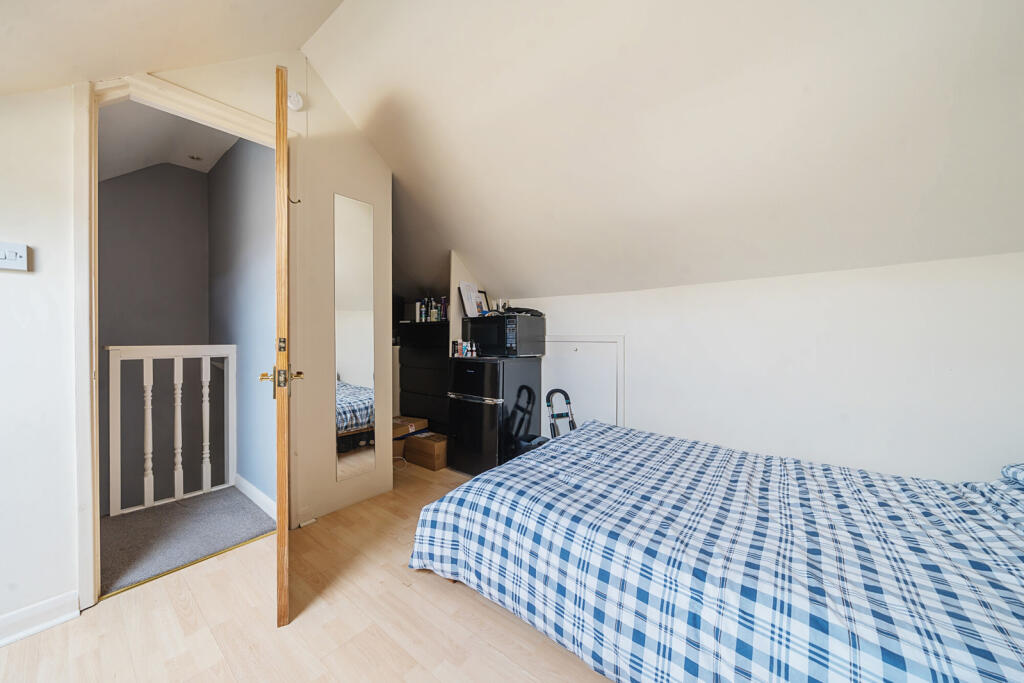 1334735-19-689369...