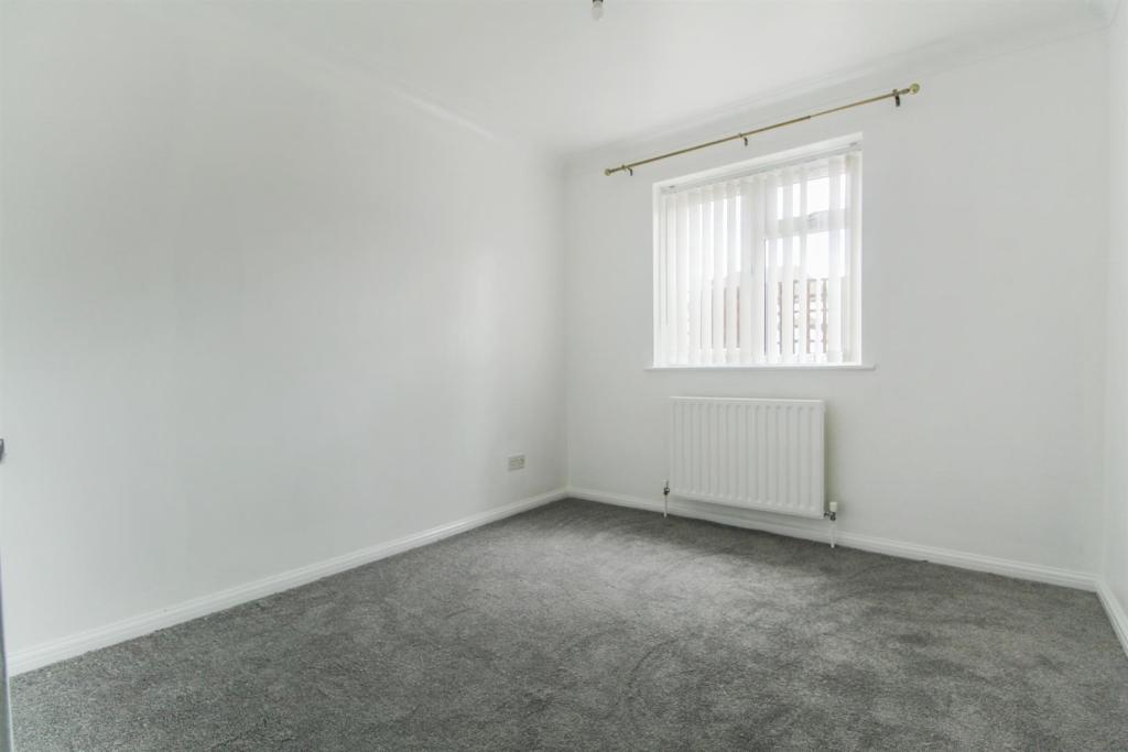 bedroom.JPG