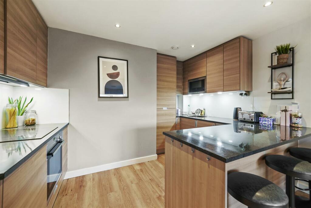 Flat 50, Eldon House - z7Nt74mangT4pOfvpteK.jpg