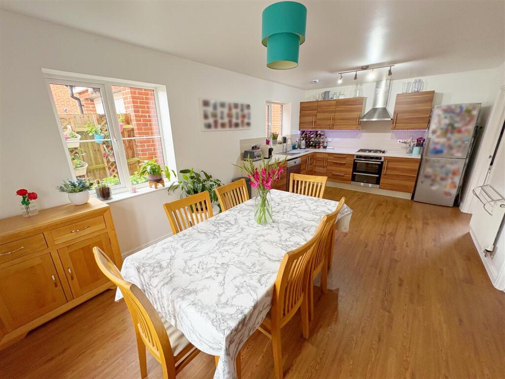 Kitchen_Dining room.jpg