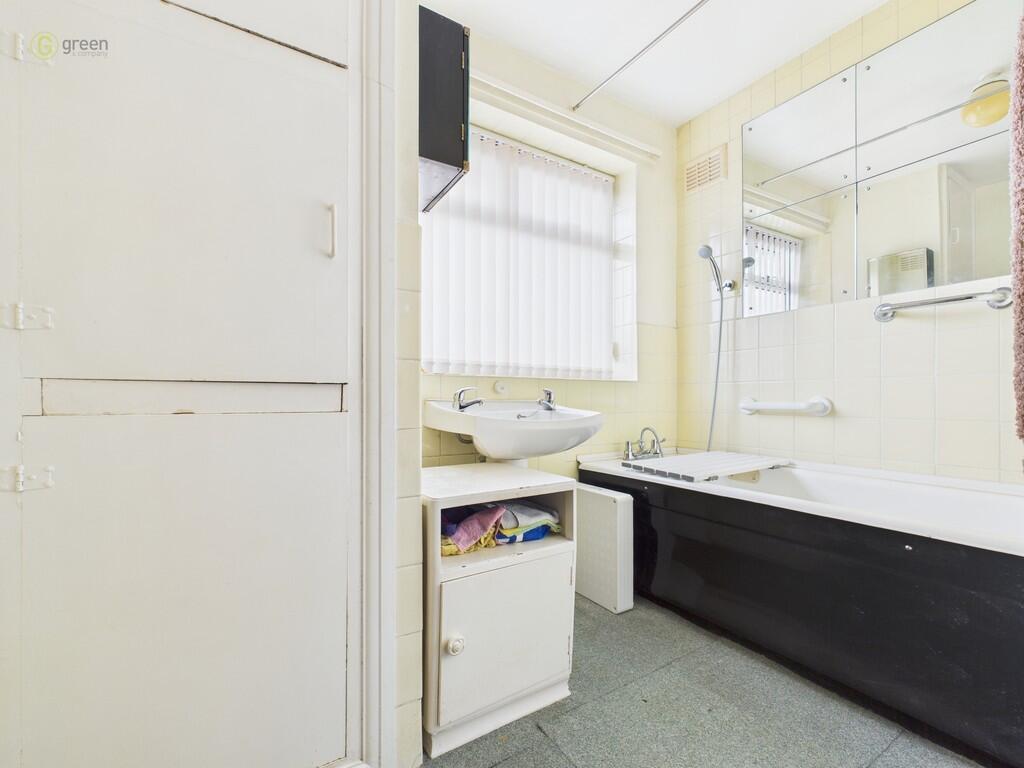 CAM03830G0-PR0235...