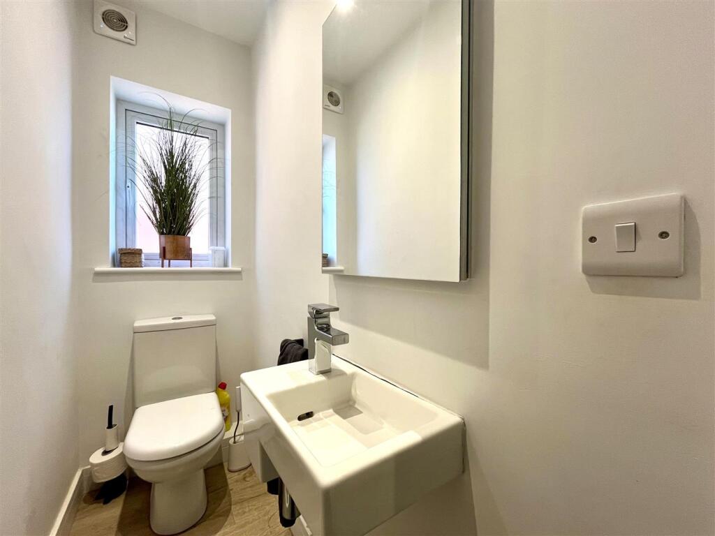 Ground Floor WC