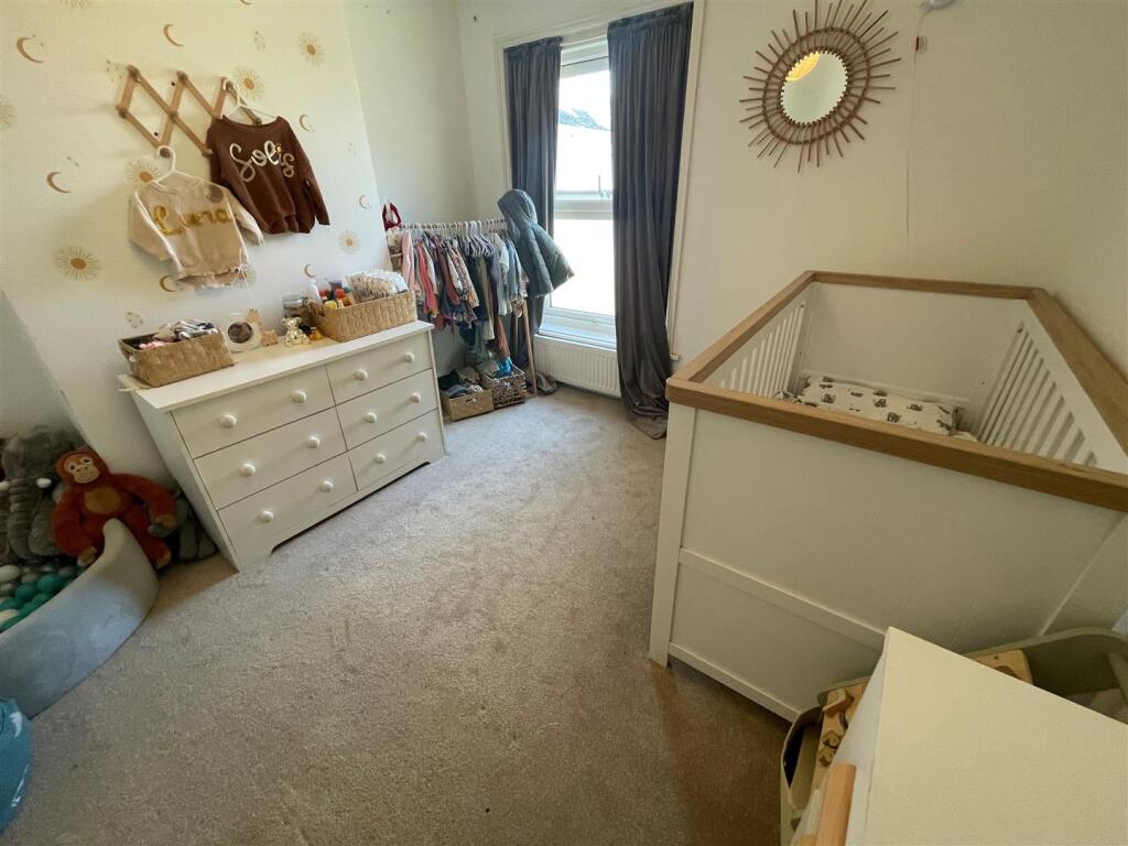 Bedroom 2.jpg