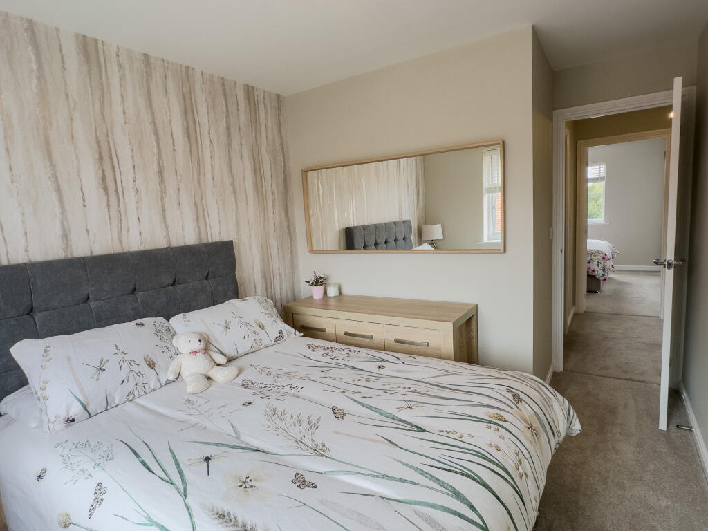 Bedroom 2.jpg