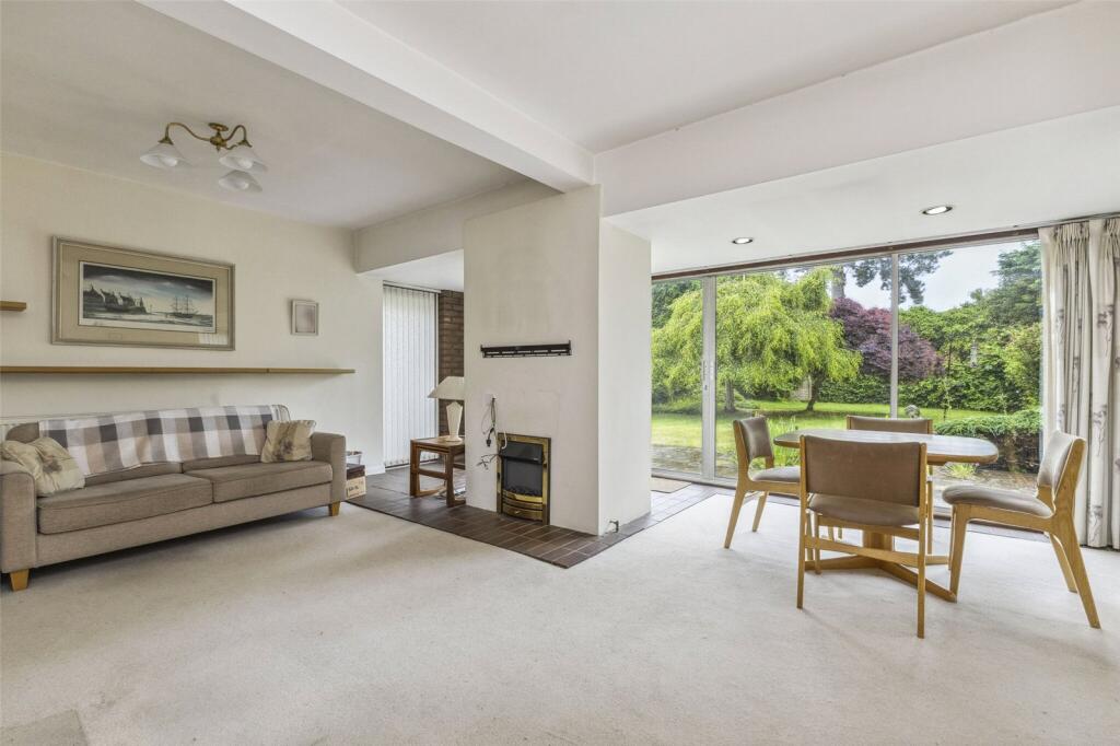 Family/Dining Room