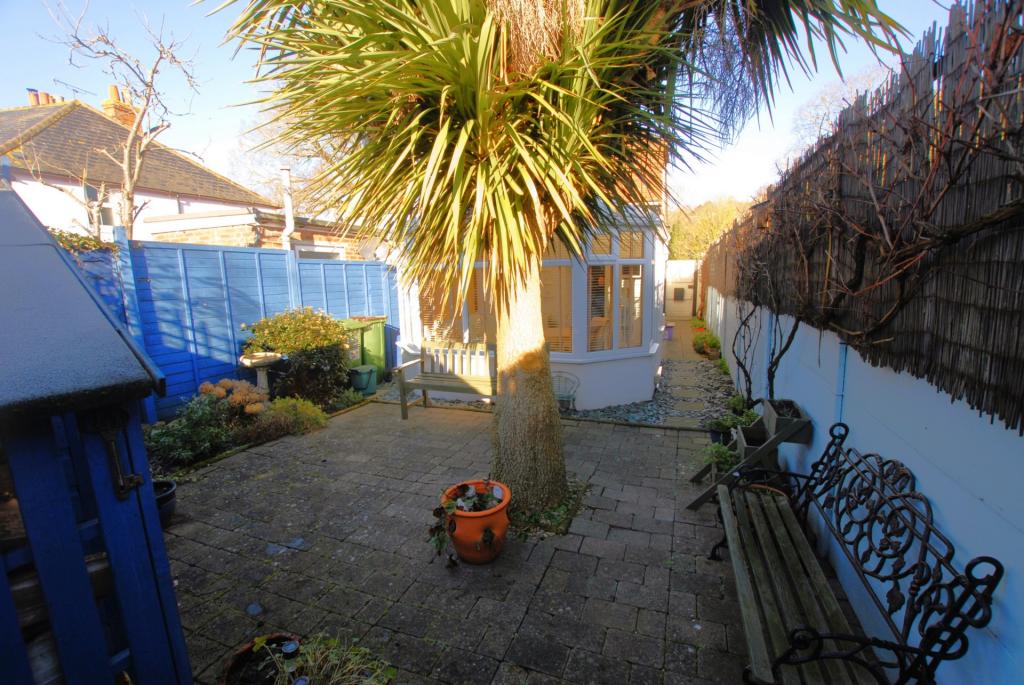 Courtyard garden