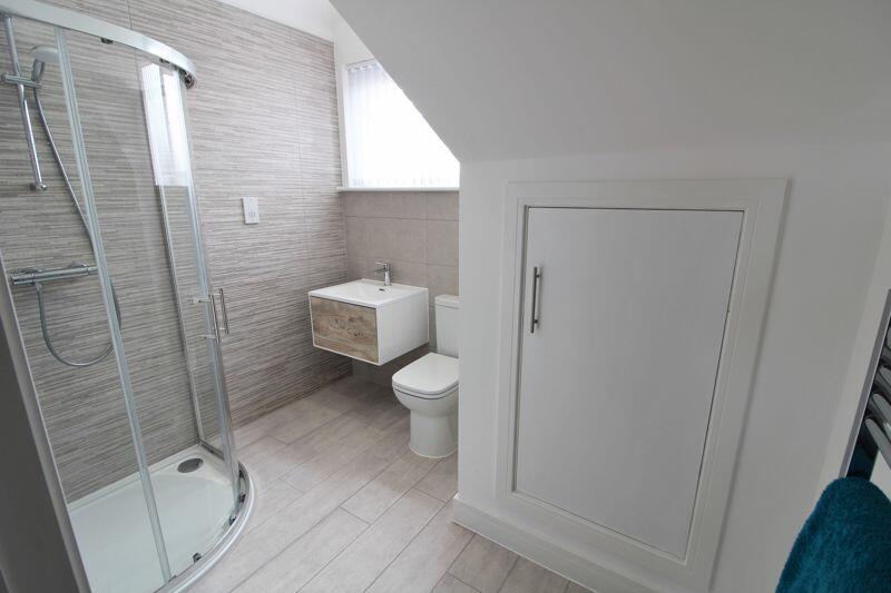 En Suite to Master Bedroom