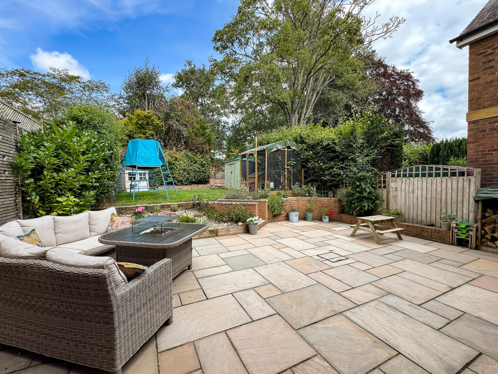 Garden (2)